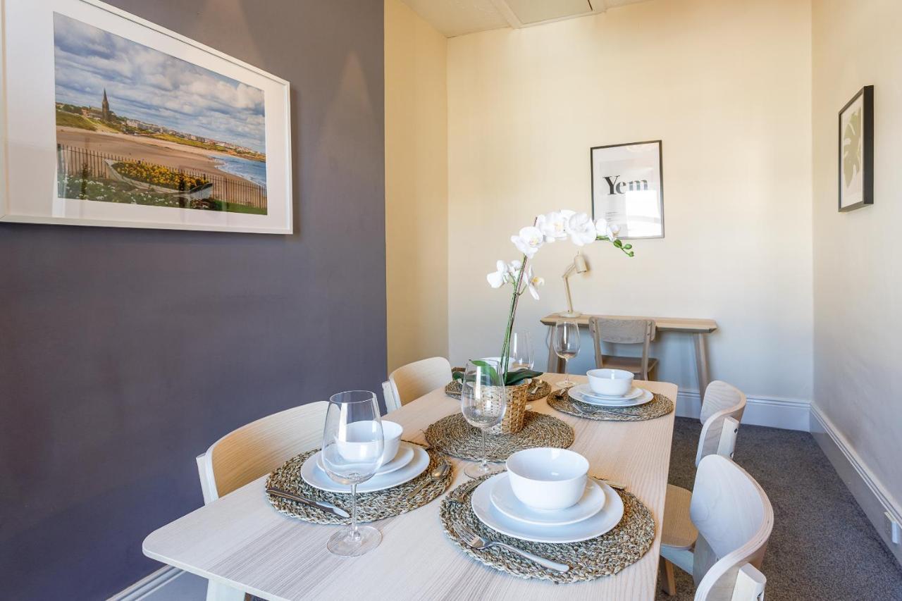 Cozy Coastal Getaway Apartment Норт Шийлдс Екстериор снимка