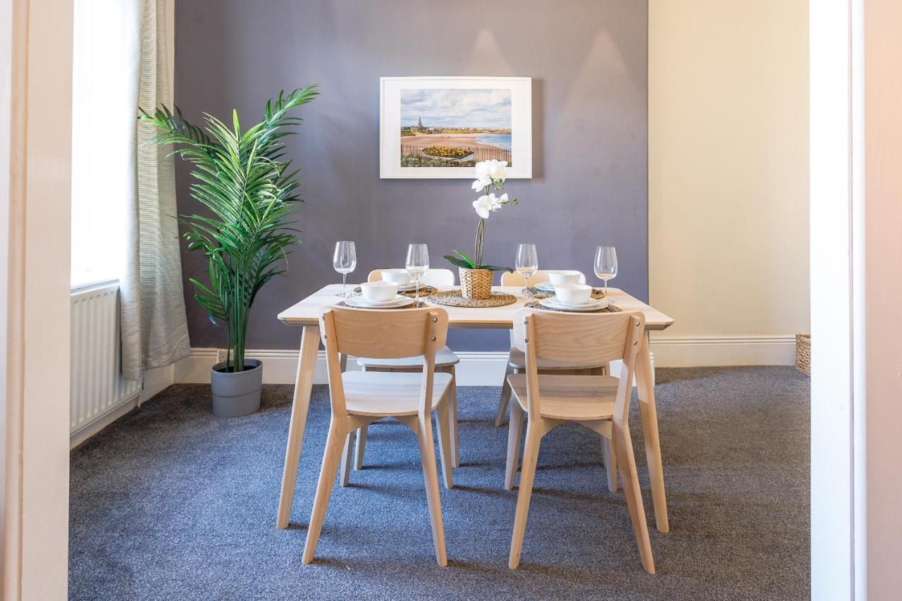 Cozy Coastal Getaway Apartment Норт Шийлдс Екстериор снимка